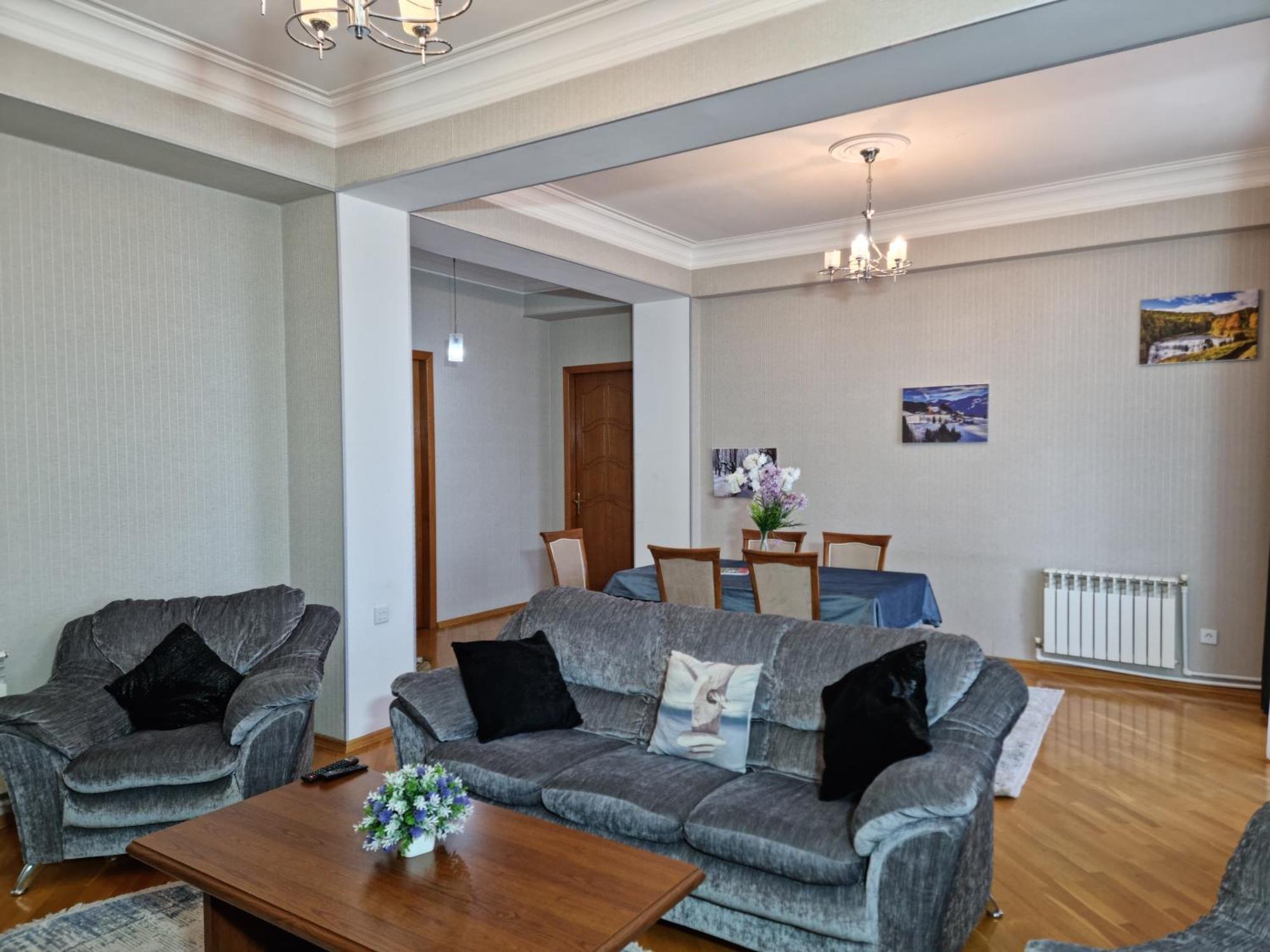 Mayden Family Apartment Baku Eksteriør billede